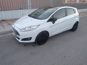 Ford Fiesta '16 TITANIUM