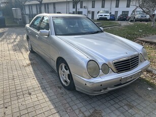 Mercedes-Benz E 200 '01 AVANTGARDE KOMPRESSOR