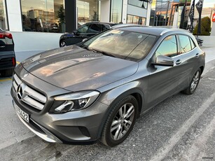 Mercedes-Benz GLA 200 '17 URBAN 7G-DCT