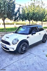 Mini Cooper S '10 CHILLI PACKET PANORAMA FULL