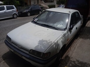 Nissan Sunny '91 SLX