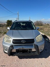 Toyota RAV 4 '04 RAV 4