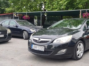 OPEL ASTRA Sports ecofle 1.2 DI Turbo.Ul 2012