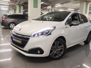 Peugeot 208 1.2 (2017)