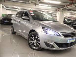 Peugeot 308 1.2 (2017)