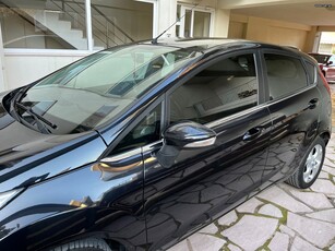 Ford Fiesta '09 TITANIUM