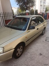 Hyundai Accent '02