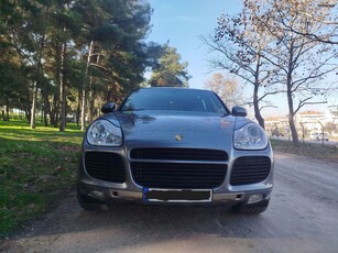 Porsche Cayenne '03 TURBO