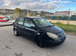 Renault Scenic '04