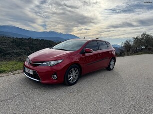 Toyota Auris '13 1.4 D-4D DIESEL 6 TAXYTO