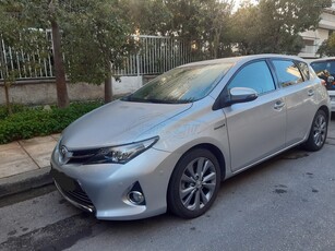 Toyota Auris '16 1.8 HYBRID EDITION