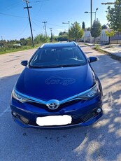 Toyota Auris Touring Sports '16