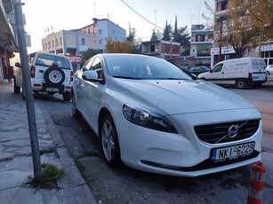 Volvo V40 '16 D2 Kinetic