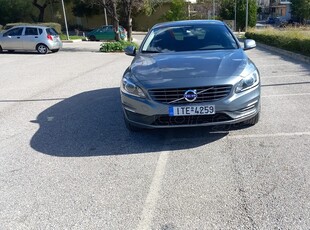 Volvo V60 '18 SUMMUM