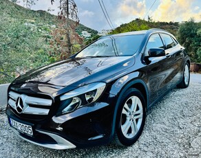 Mercedes-Benz GLA 180 '17 URBAN DIESEL AUTOMATIC