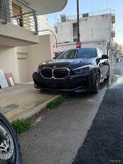 Bmw 118 '22 SPORT LINE STEPTRONIC (DKG)