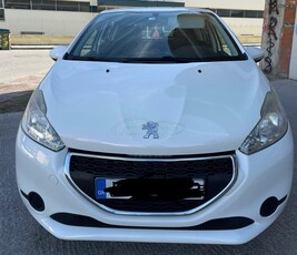 Peugeot 208 '13