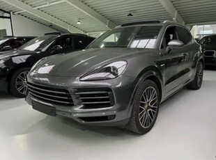 Porsche Cayenne '18 S E-Hybrid GTS Packet Panorama