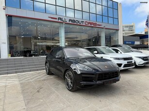 Porsche Cayenne '19 Turbo S E-Hybrid