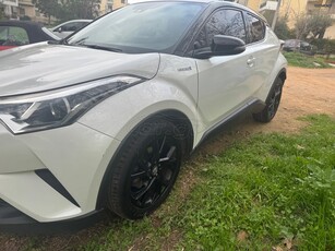 Toyota C-HR '19 1.8 HYBRID STYLE SELECTION