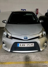 Toyota Yaris '14 1.5 HYBRID CVT