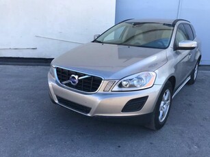 VOLVO XC 60 D3 Momentum FWD AUTO 2012