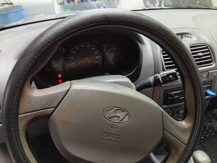 Hyundai Accent '01