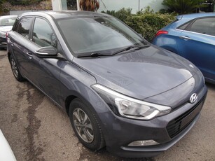 Hyundai i 20 '18 1.2CC NAVI KAMERA