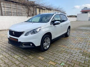 Peugeot 2008 '18 1.2 PURETECH 82 STYLE