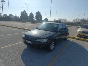 Peugeot 306 '99 CHAMPION U.S.A.