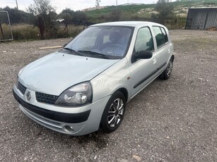 Renault Clio '03