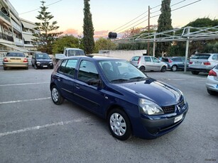 Renault Clio '04