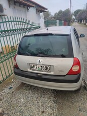 Renault Clio '04