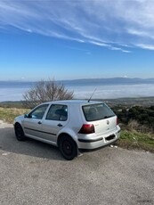 Volkswagen Golf '02