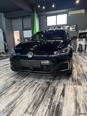 Volkswagen Golf '18 GTE DSG