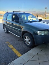 Ford Maverick '03