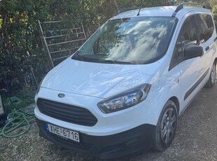 Ford Transit Courier '16