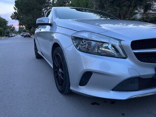 Mercedes-Benz A 180 '17 STYLE 7G-DCT