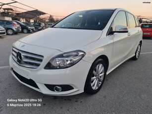 Mercedes-Benz B 180 '13