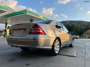 Mercedes-Benz C 230 '05