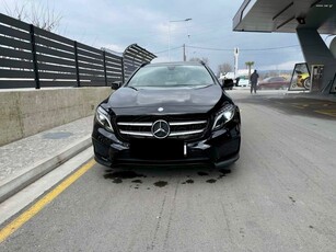 Mercedes-Benz GLA 180 '16 DIESEL