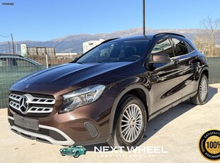 Mercedes-Benz GLA 180 '17 D URBAN 7G-DCT