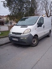 Opel Vivaro '04