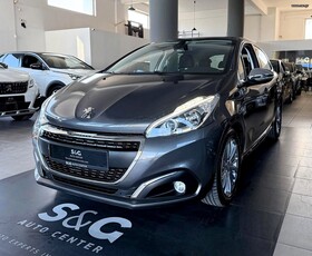 Peugeot 208 '18 1.2 PureTech 110Hps Allure NAVI/KLIMA/KAMEPA/43.287Km!!!