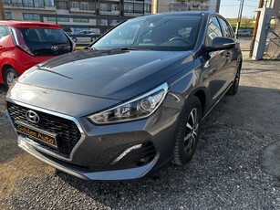 Hyundai i 30 '18 1.4 full camera navigation ! Book servise!