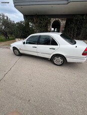 Mercedes-Benz C 180 '94 AVANTGARDE