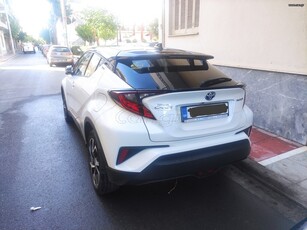 Toyota C-HR '21 1.8 HYBRID CLUB BI TONE