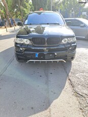 Bmw X5 '05 4.8 is look