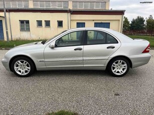 Mercedes-Benz C 200 '03