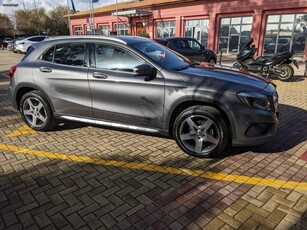 Mercedes-Benz GLA 200 '16 AMG